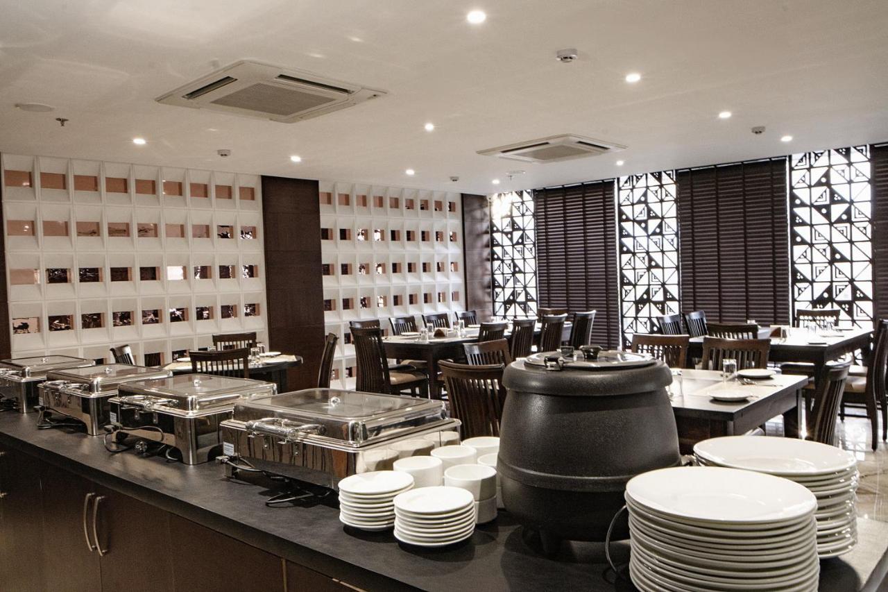 The Mangal View Residency - A Luxury Boutique Business Hotel Udaipur Bagian luar foto