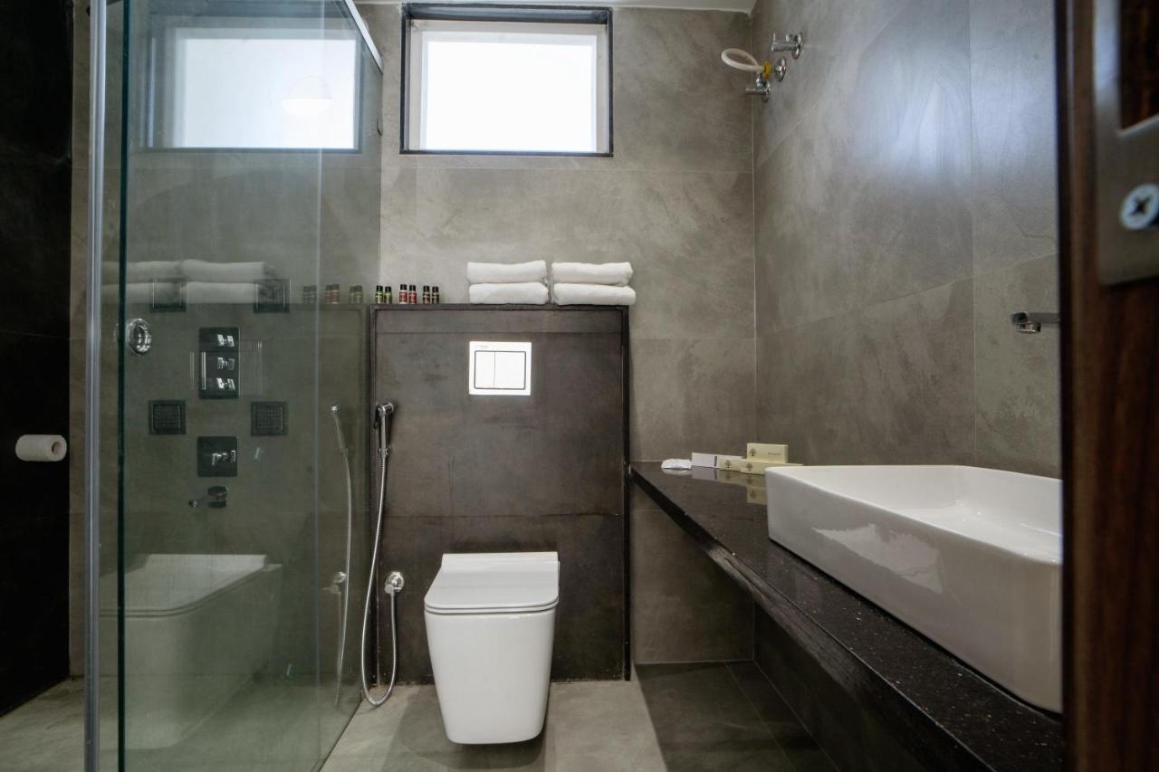 The Mangal View Residency - A Luxury Boutique Business Hotel Udaipur Bagian luar foto