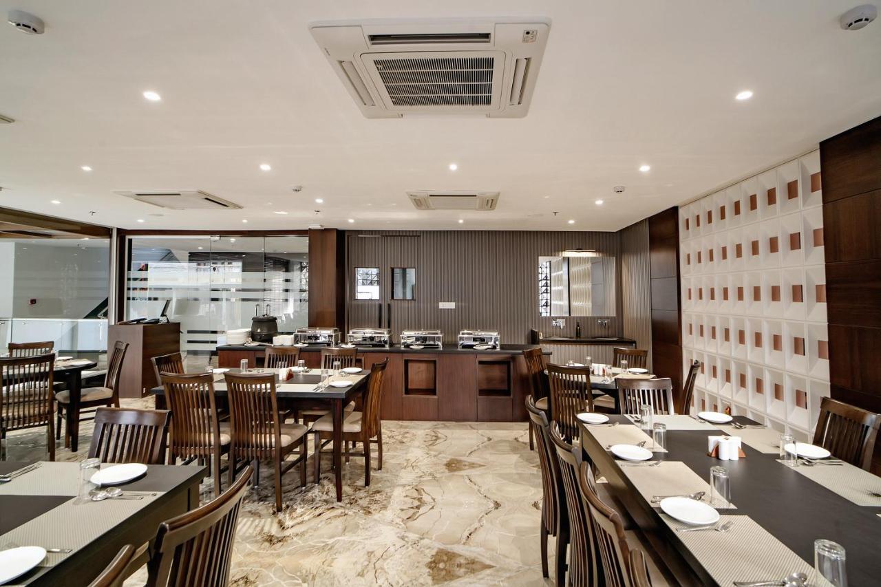 The Mangal View Residency - A Luxury Boutique Business Hotel Udaipur Bagian luar foto