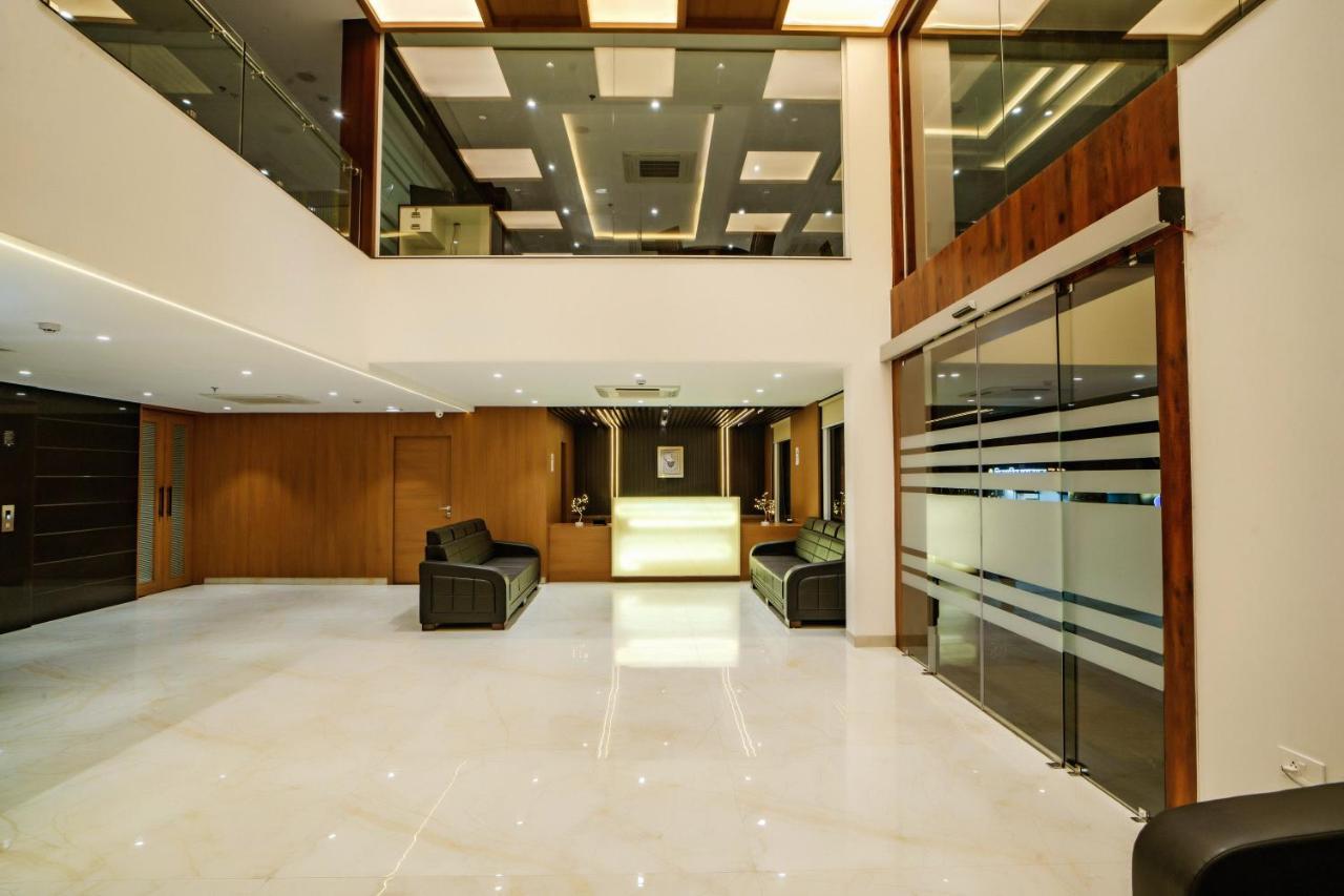The Mangal View Residency - A Luxury Boutique Business Hotel Udaipur Bagian luar foto