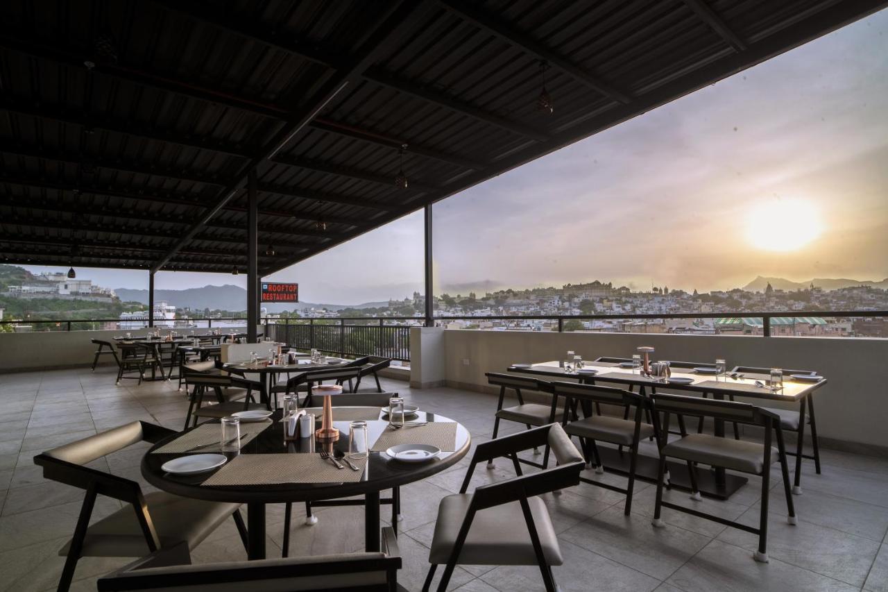 The Mangal View Residency - A Luxury Boutique Business Hotel Udaipur Bagian luar foto