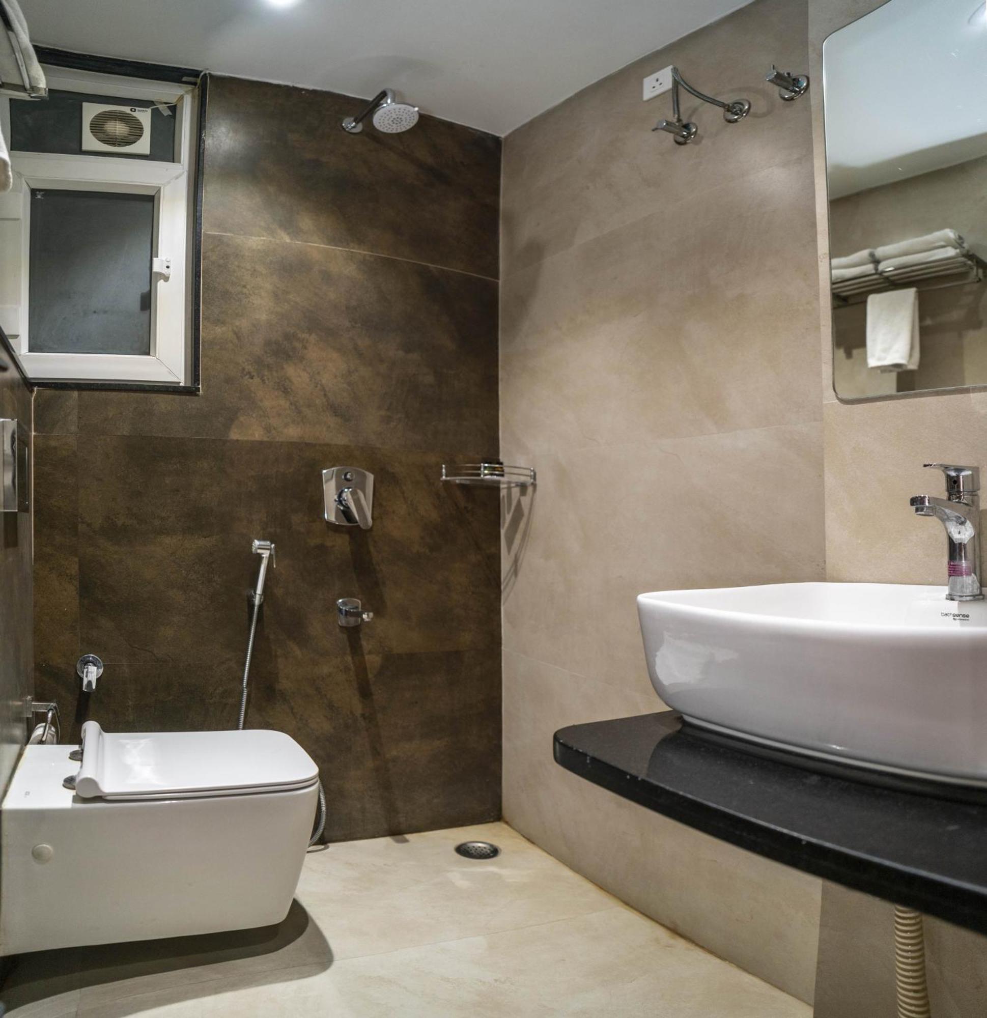 The Mangal View Residency - A Luxury Boutique Business Hotel Udaipur Bagian luar foto